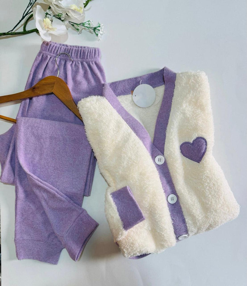 Pyjama Femme en Polaire – Blanc avec Col et Pantalon Violet