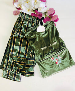pyjama femme en velours satiné manche langues
