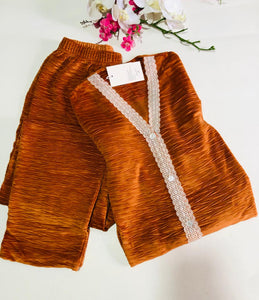 Pyjama Douillet en Velours avec Détails en Dentelle