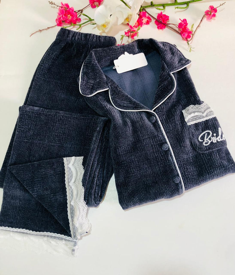 Pyjama Femme Élégant en bleu nuit - Modèle Bride