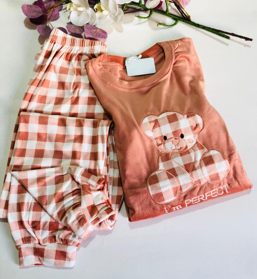 Ensemble Pyjama Femme en Velours - Élégance et Confort