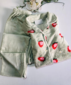 Pyjama Polaire Femme - Vert Pastel avec Motifs Fraises 🍓