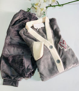Pyjama Femme en Polaire Gris - Élégance et Confort pour l'Hiver