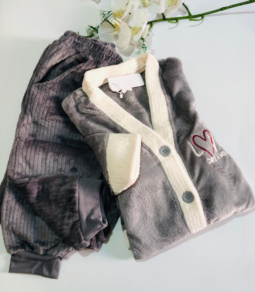 Pyjama Femme en Polaire Gris - Élégance et Confort pour l'Hiver