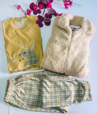 Pyjama 3 Pièces Polaire Femme – Élégance et Confort Assuré 🦌✨