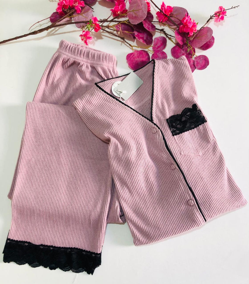 Pyjama en jakar Femme avec Détails en Dentelle