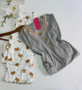 ✨ Pyjama Femme Confort & Élégance – Gris & Motif Ours ✨