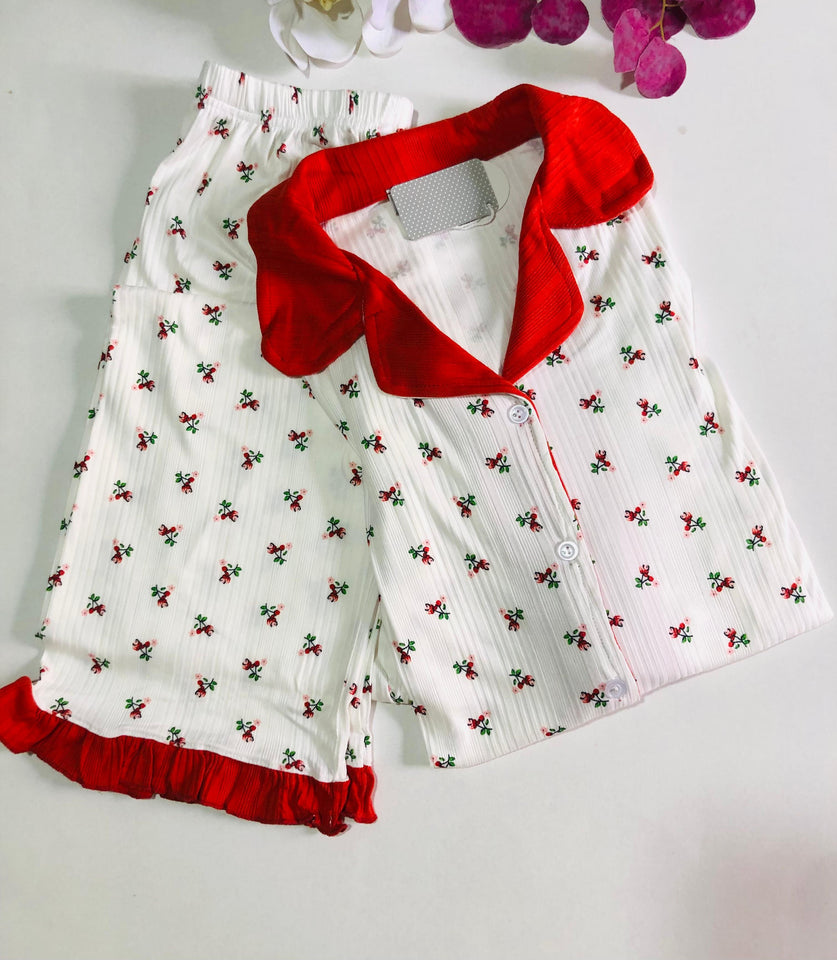 Pyjama Femme en Coton – Élégance et Confort Naturel