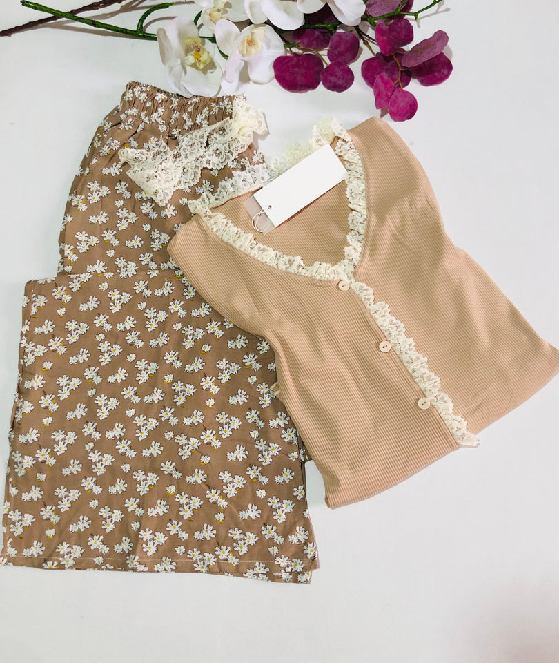 Pyjama Femme en Coton et rayon– Élégance et Douceur