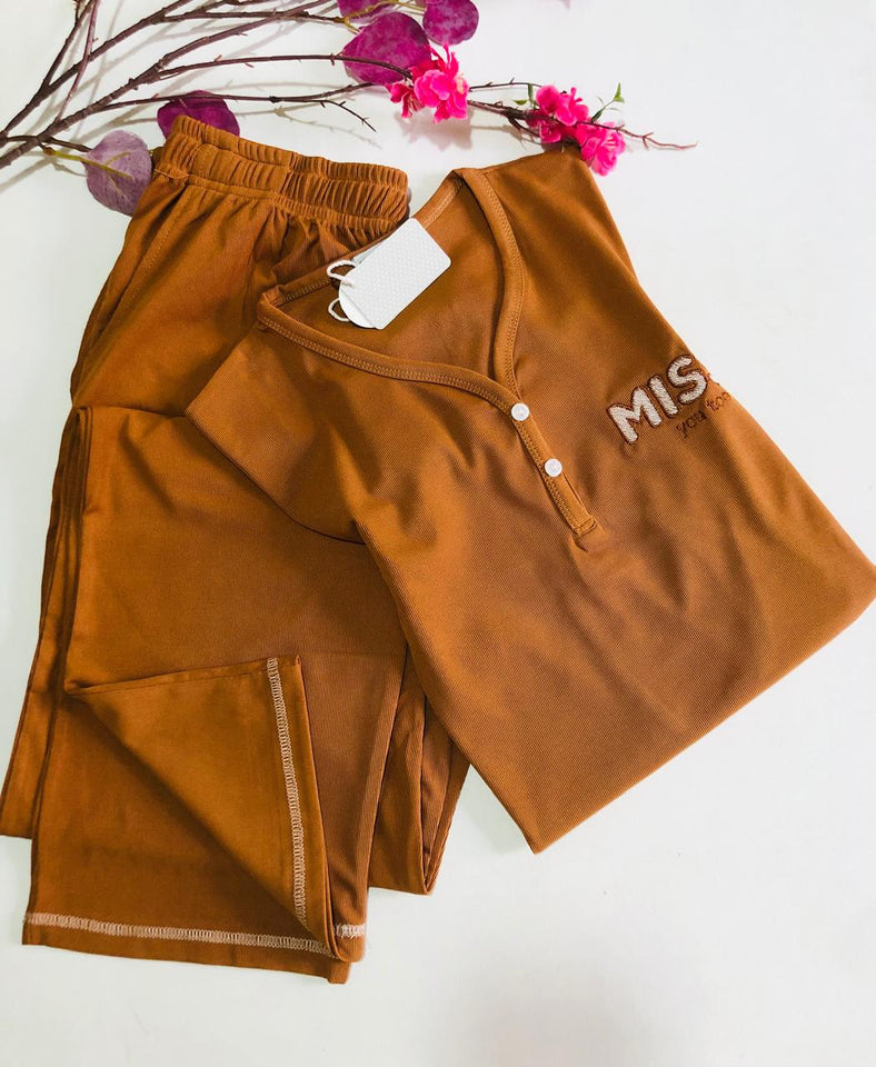Pyjama Fiona Marron - Élégance Terreuse et Confort Chaleureux