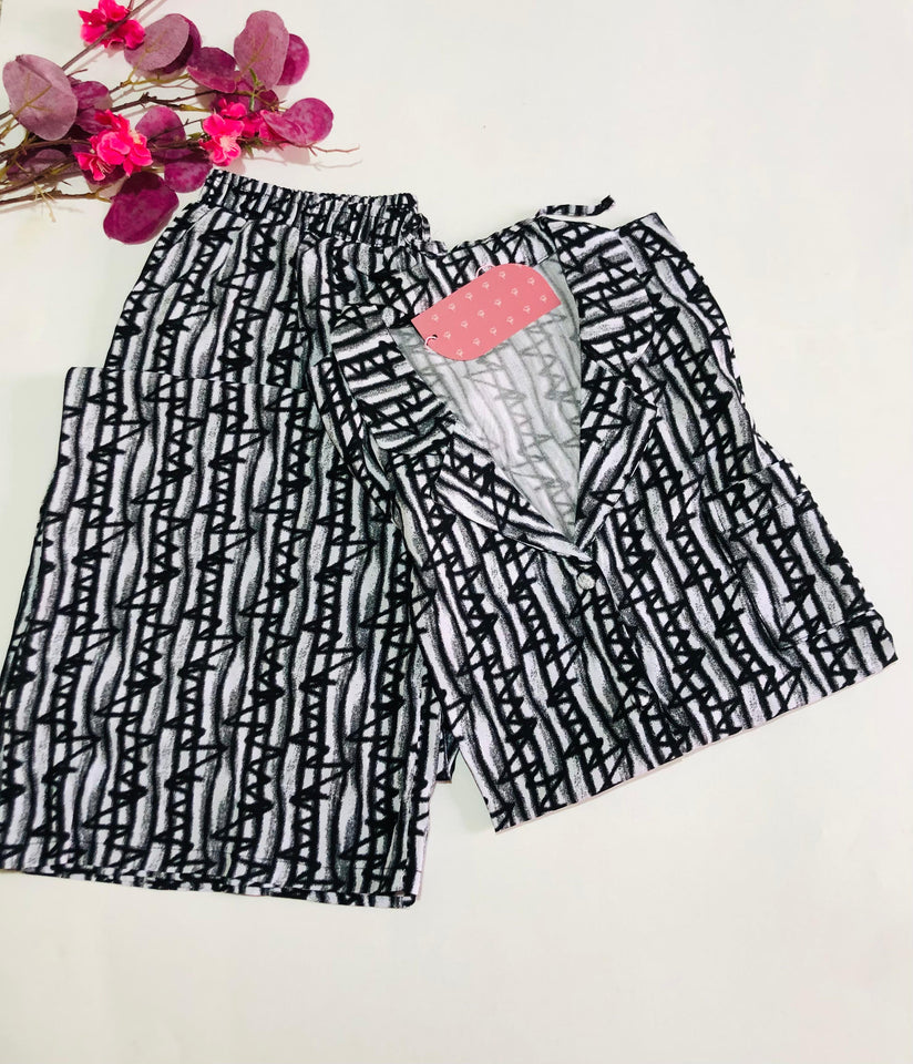 Pyjama Femme en Tissu Rallons – Élégance et Douceur pour des Nuits Sereines 🌙🌿