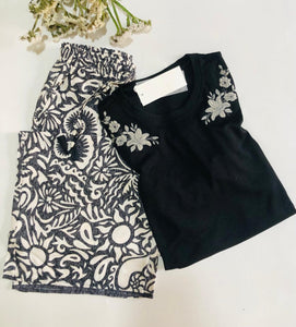 🌙 Pyjama Femme Élégance Florale – Confort & Style à la Maison 🌸