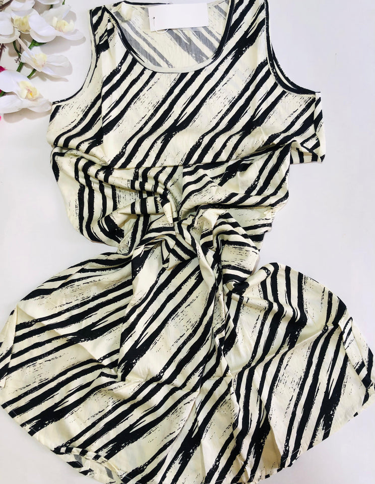 🖤 Robe de Nuit Femme en Tissu Rayon – Chic Intemporel &amp; Confort Absolu 🖤