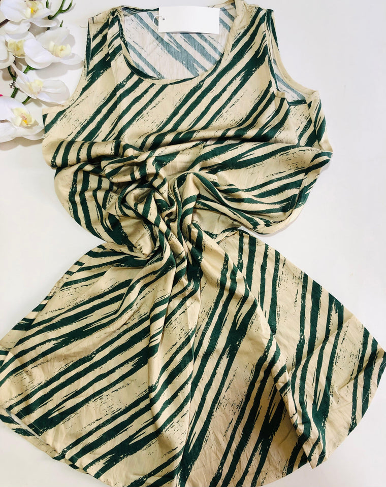 💚 Robe de Nuit Femme en Tissu Rayon – Élégance Naturelle & Confort Léger 💚