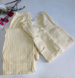 Pyjama Femme 2 Pièces en Tricot –manche langue