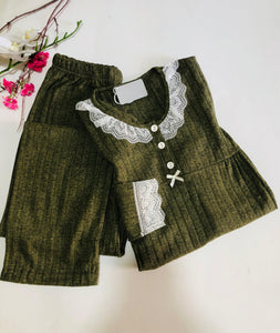 Pyjama Femme 2 Pièces en Tricot – manche langue