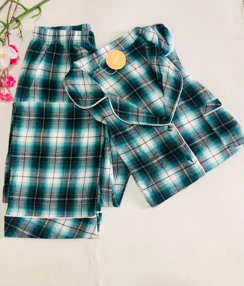 🌿 Pyjama Femme à Carreaux – Vert 🌿