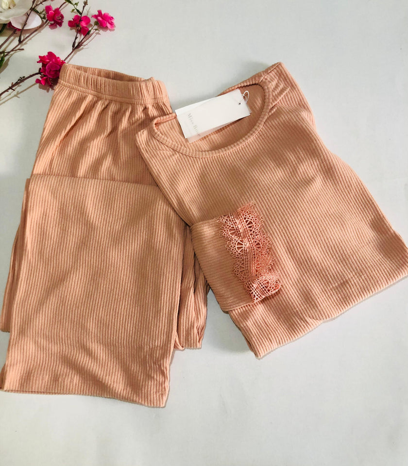 Pyjama Femme 2 Pièces en Tricot –manche langue