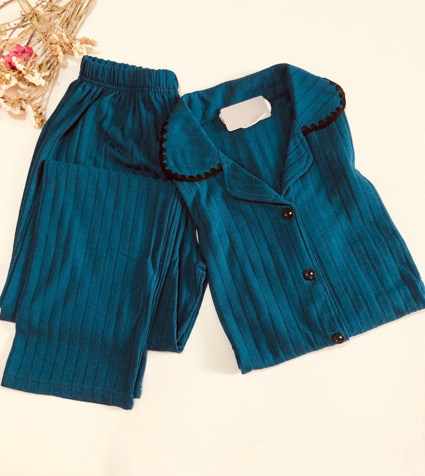 Pyjama Femme Tricoté MISS - Douceur et Élégance pour vos Soirées