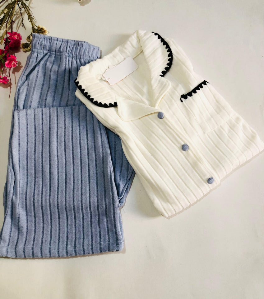 💫 Pyjama Femme en Tissu Tricoté – Doux, Élégant et Confortable 🌙