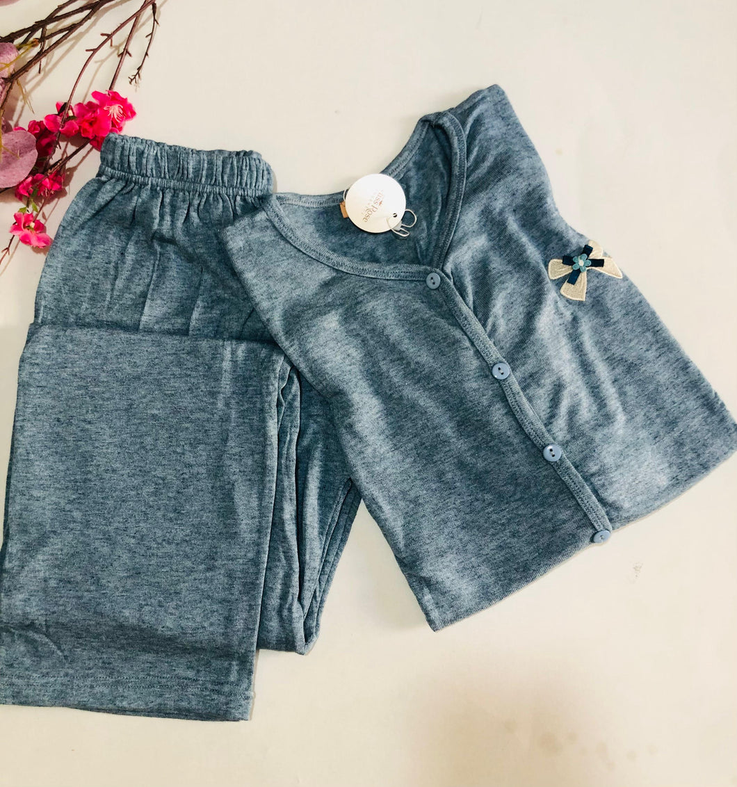 💙 Pyjama Femme en Coton Doux – Bleu Ciel avec Nœud Décoratif 💙