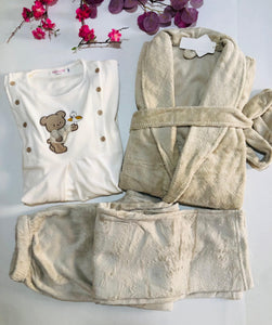 Pyjama Femme 3 Pièces – Couleur Beige | Ultra Doux, Élégant & Parfait pour l’Hiver 🤍❄️