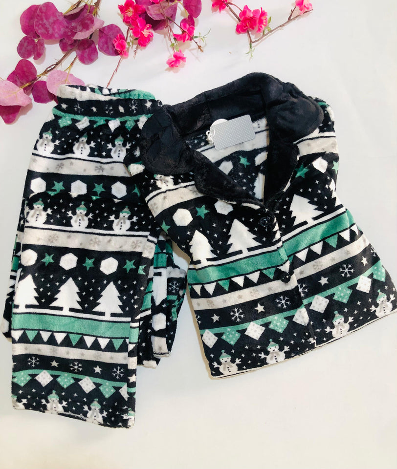 Pyjama Femme en Tissu Polaire – Douceur & Chaleur Totale (Copie)