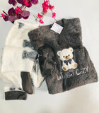🐻 Pyjama Femme en Polaire – Gris Doux & Cocooning ❄️