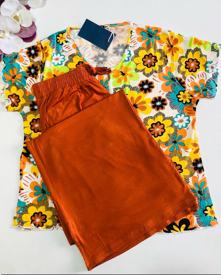 Pyjama Femme Fleuri – Douceur & Élégance au Quotidien 🌸