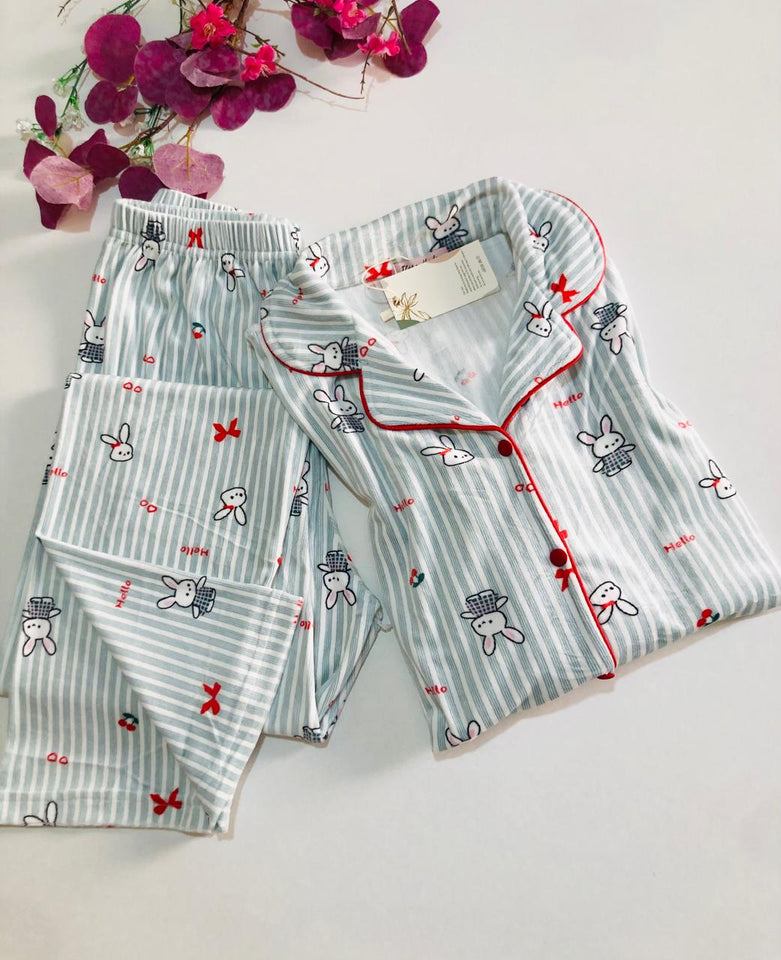Pyjama en Velours Noir pour Femme