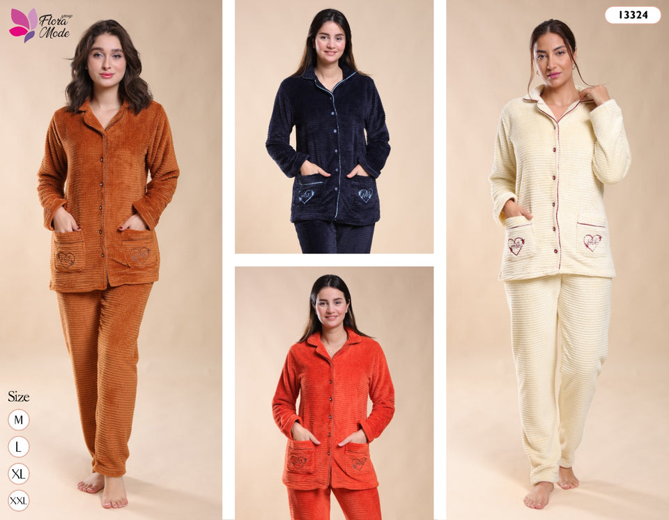 Pyjama Femme en Tissu Polaire - Élégance et Confort Hivernal