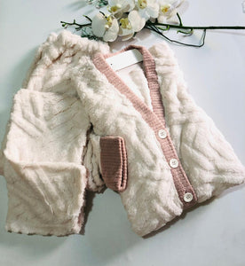 Pyjama Femme en Polaire Blanc Cassé - Élégance et Douceur
