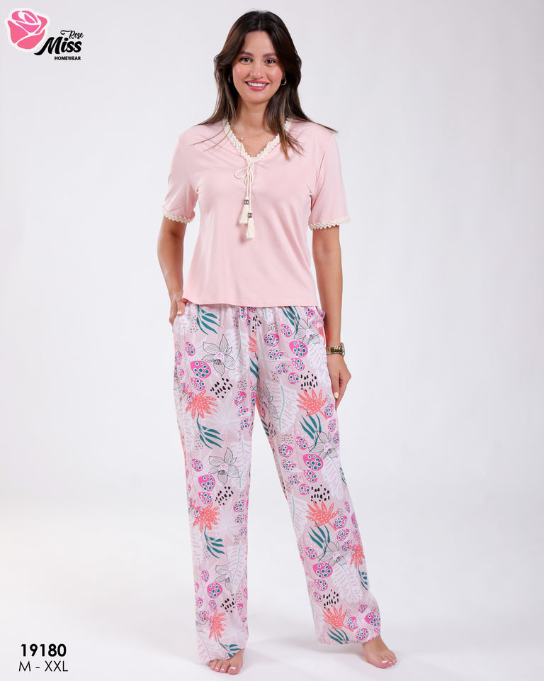 🌺 Pyjama Femme Élégant – Couleur Sumo &amp; Motif Floral Délicat 🌺