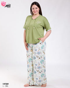 Pyjama Femme Grande Taille – Élégance Verte &; Détente 🍃
