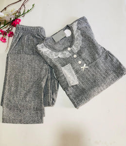 Pyjama Femme 2 Pièces en Tricot – Confort & Élégance