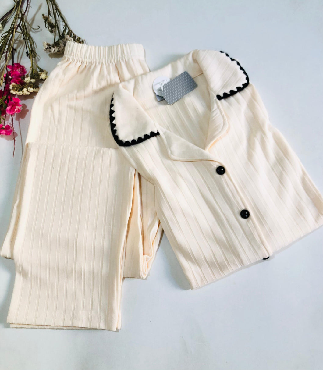 Pyjama Femme Tricoté  - L'Essence du Confort et du Style