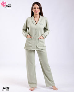 Pyjama Femme  - Élégance et Confort Rassemblés