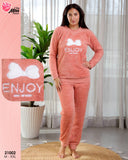 Pyjama Femme en Tissu Polaire Ultra Doux ❄️🤍 (Copie)