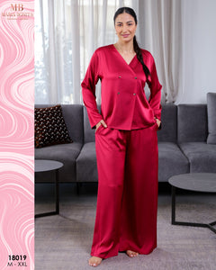 ✨

🧸 Pyjama en satin de soie – Maria Bonita