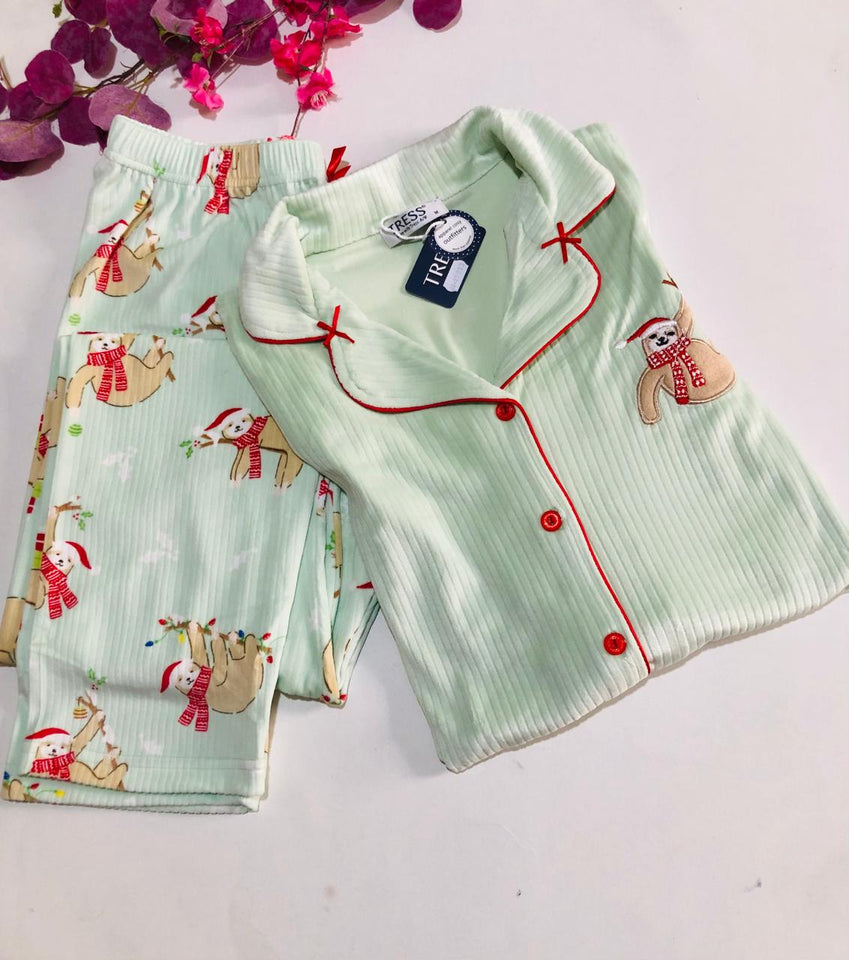 Pyjama velours TRESS – Douceur luxueuse et élégance détendue