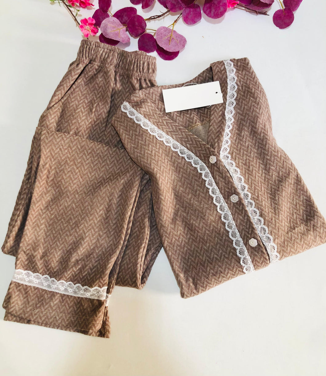 Pyjama Femme Élégant – Confort & Finesse au Quotidien