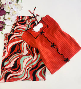 Pyjama Femme Élégance & Style – Rouge & Imprimé Moderne