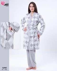 Pyjama Femme 3 Pièces en Gris – Élégance & Douceur 🌙