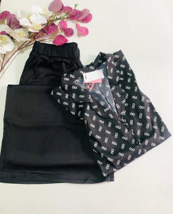 Pyjama Satin Femme Chic – Élégance Nocturne 🖤